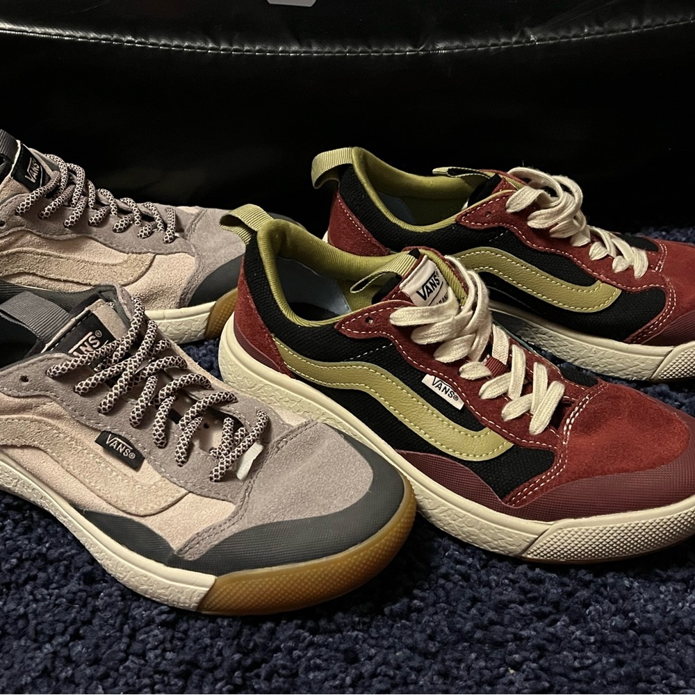 Vans UltraRange EXO SE is women’s sz6.5, men’s 5